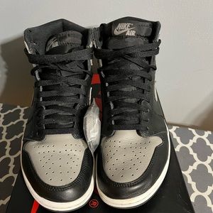 Jordan Retro 1 Shadow size 10.5